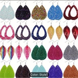 Shiny Leather Drop Earrings Set